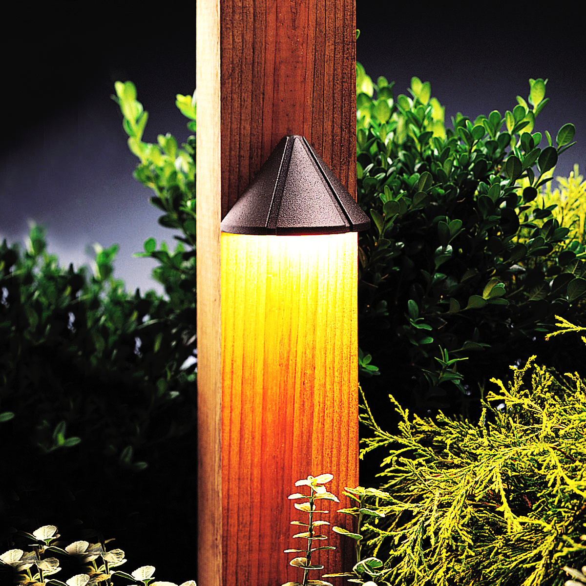 kichler-landscape-lighting-led-3